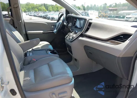 2017 Toyota Sienna Xle Premium 8 Passenger from USA, damaged, VIN 5TDYZ3DC9HS889730